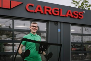 Kokį automobilio stiklą rinktis keičiant pažeistą stiklą?